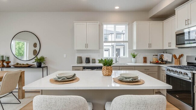 2180 36th Ave, Forest Grove, OR 97116 - photo 5