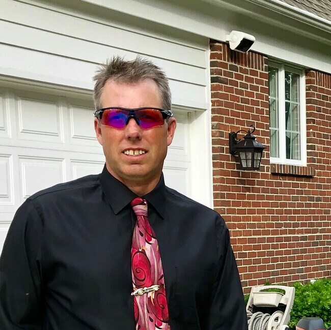 Agent Photo