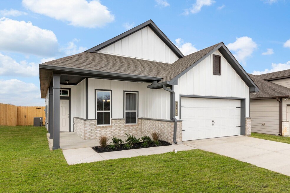 1008 Chachalaca Ct unit 38644018, Seguin, TX 78155 - photo 1