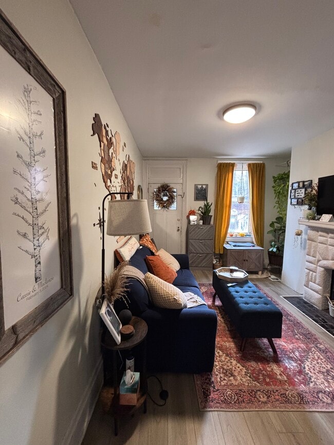 4012 Saint Johns Way, Pittsburgh, PA 15201 - photo 3