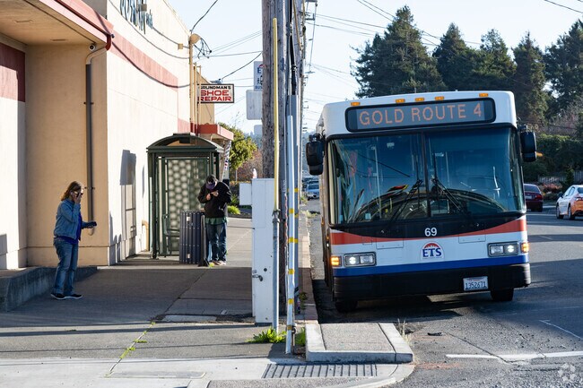 Public Transportation is readily available in Fairfield.