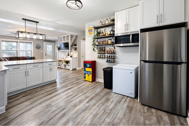 103 Bliss Ln, Glen Burnie, MD 21060 - photo 6