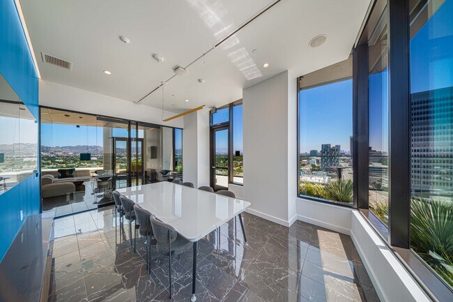 6401 Wilshire Blvd unit 1005, Los Angeles, CA 90048 - photo 4