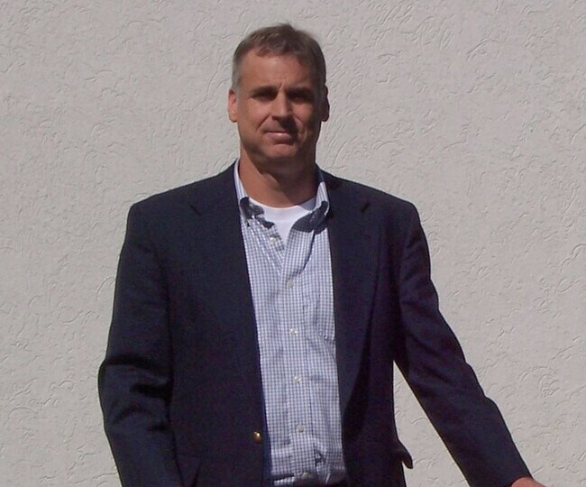 Agent Photo