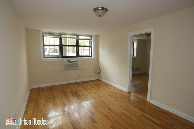 456 W Barry Ave unit A03C, Chicago, IL 60657 - photo 3