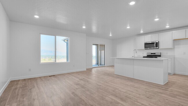 4426 N Buckstone Way unit 1086, Lehi, UT 84048 - photo 3