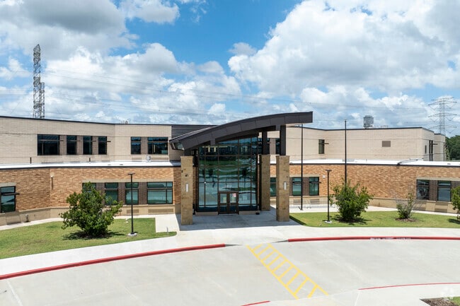 Autumn Creek Elementary School as a low student to teacher ratio of 9:1.