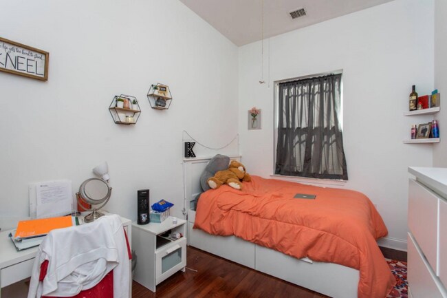 1615 N Sydenham St unit 2, Philadelphia, PA 19121 - photo 4