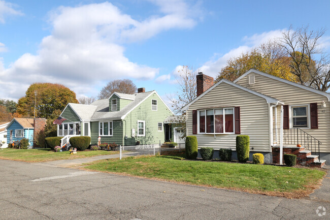 Home in the Upper Walnut Street area are nestled close together.