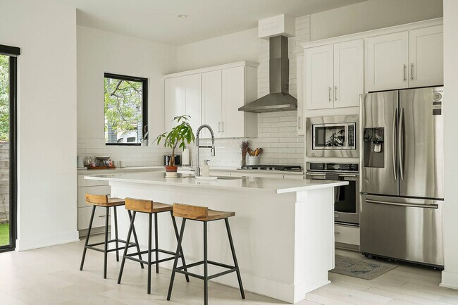 1905 E 16th St unit ID1262275P, Austin, TX 78702 - photo 7