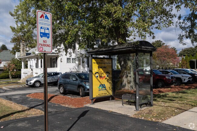 Hanover Hill residents have easy access to public transportation.