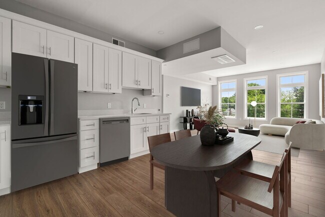 The Elms, Wakefield, MA 01880 - photo 6