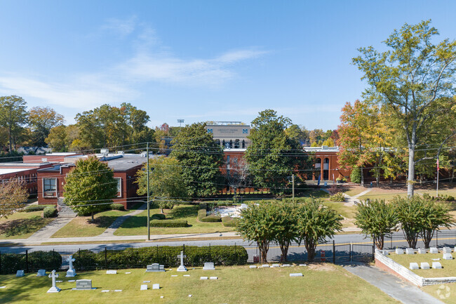Marietta Middle School serves grades 6 through 8.