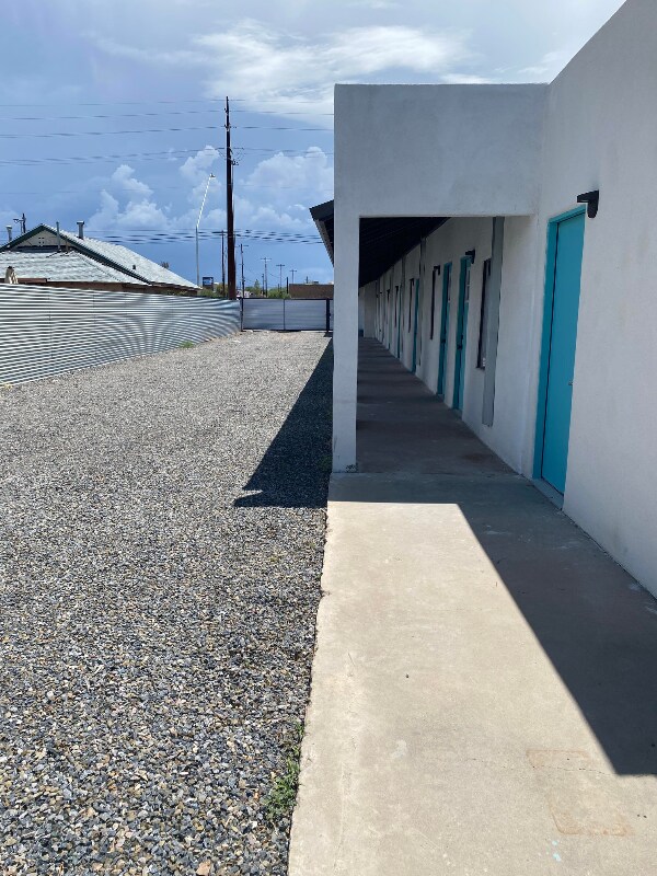105 E Grant Rd unit 3, Tucson, AZ 85705 - photo 2