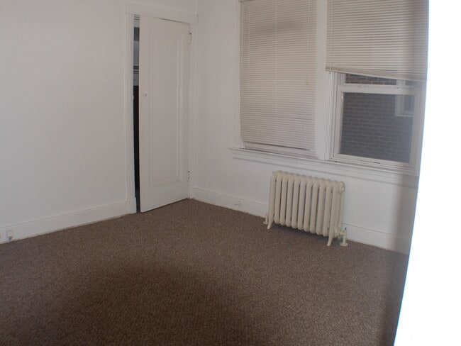 2201 Pittock St unit Appartment, Pittsburgh, PA 15217 - photo 5