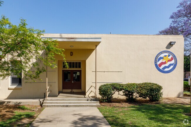 Los Cerritos Elementary School is home of the Roadrunners.