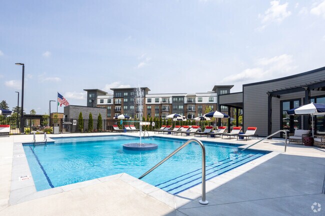 Hanover Park, Columbus, OH 43204 - photo 7