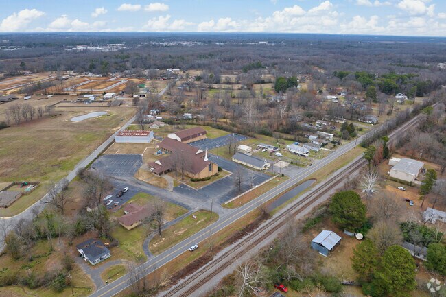 Expand your knowledge and wisdom at North River Christian Academy.