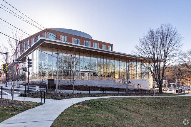 Brookline High School in Brookline received an overall score of A+ on niche.