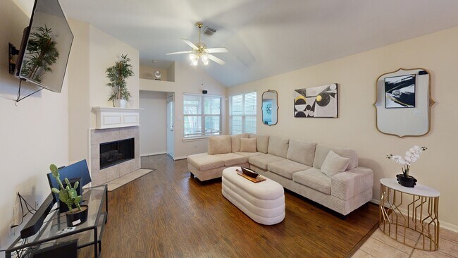 2807 Crescent Star Rd, Spring, TX 77388 - photo 2