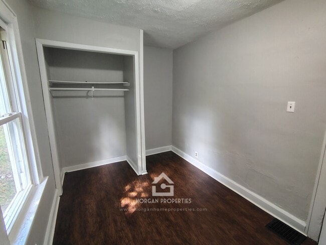 1325 W 10th St unit 1325, Anderson, IN 46016 - photo 7