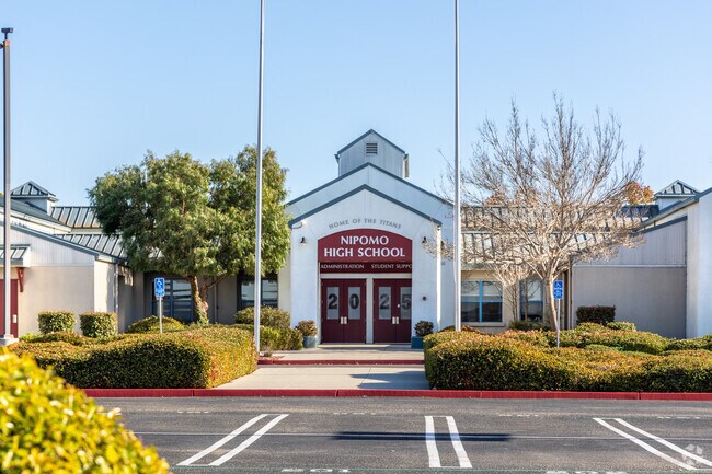 Nipomo Highschool is central to Nipomo.