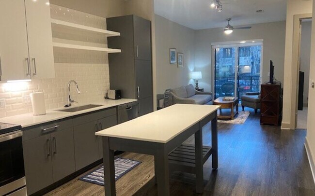 3101 Akers Mill Rd SE unit ID1351400P, Atlanta, GA 30339 - photo 6