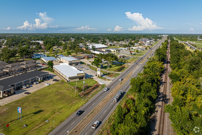 Paradis\Boutte is a charming mix of residential and industrial along Highway 90.