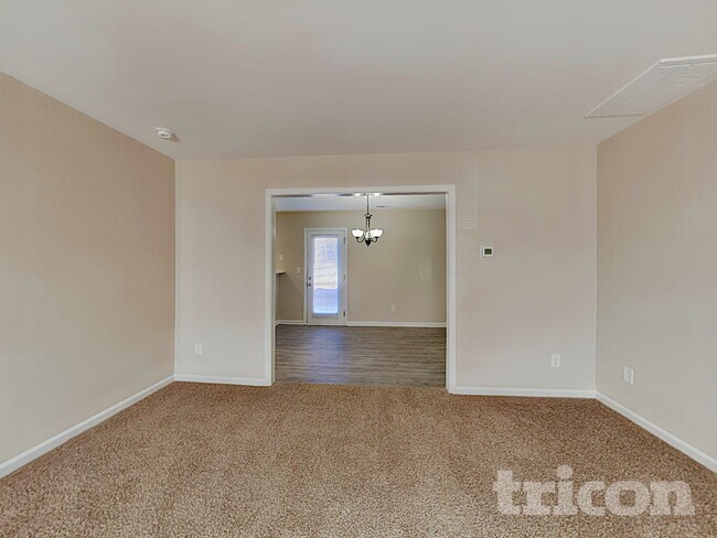 1481 Mitchell Glen St, Kannapolis, NC 28083 - photo 5