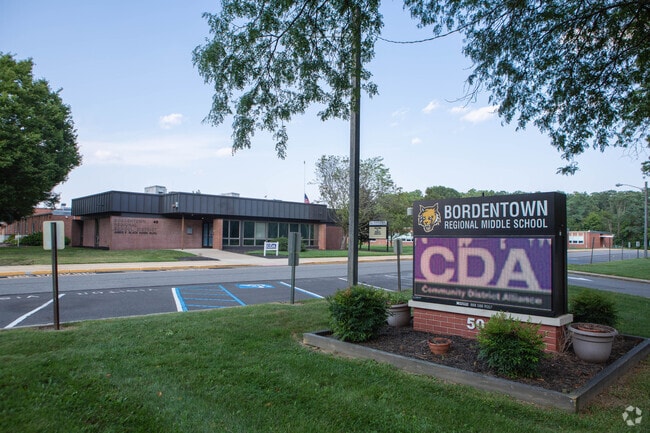 Bordentown Reg Middle School serves students in grades 6 through 8.