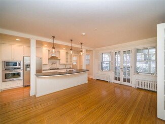 860 Park Ave Unit 1, Rochester, NY 14610