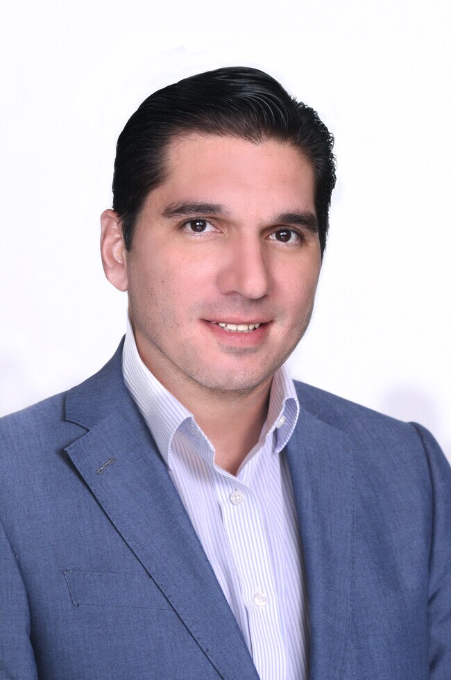 Agent Photo