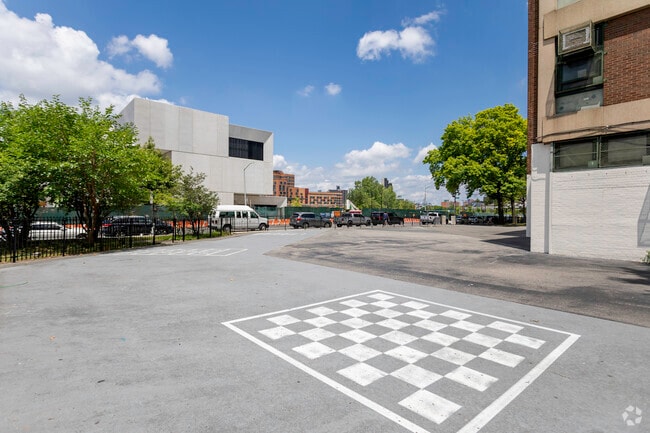 Hostos Lincoln Academy is affiliated with Hostos Community College.