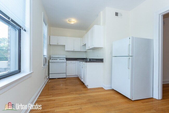 342 Park Ave unit A06C, Glencoe, IL 60022 - photo 2