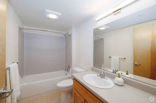 The Aries at Bitter Lake, Seattle, WA 98133 - photo 6