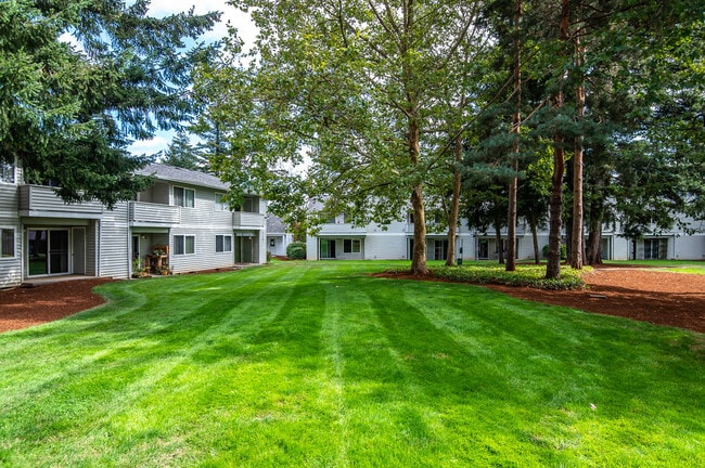 Fernwood Court Apartments, Oregon City, OR 97045 - photo 7