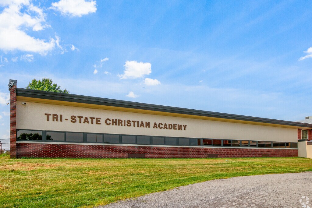 Tri-State Christian Academy is a private school located in Burgettstown, PA.
