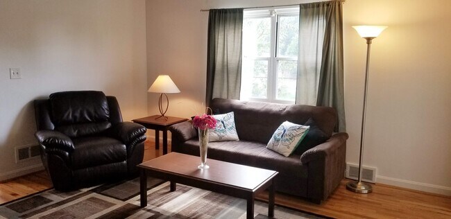 7710 Plainfield Rd unit 2, Cincinnati, OH 45236 - photo 3