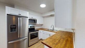 2454 S Zang Blvd, Dallas, TX 75224