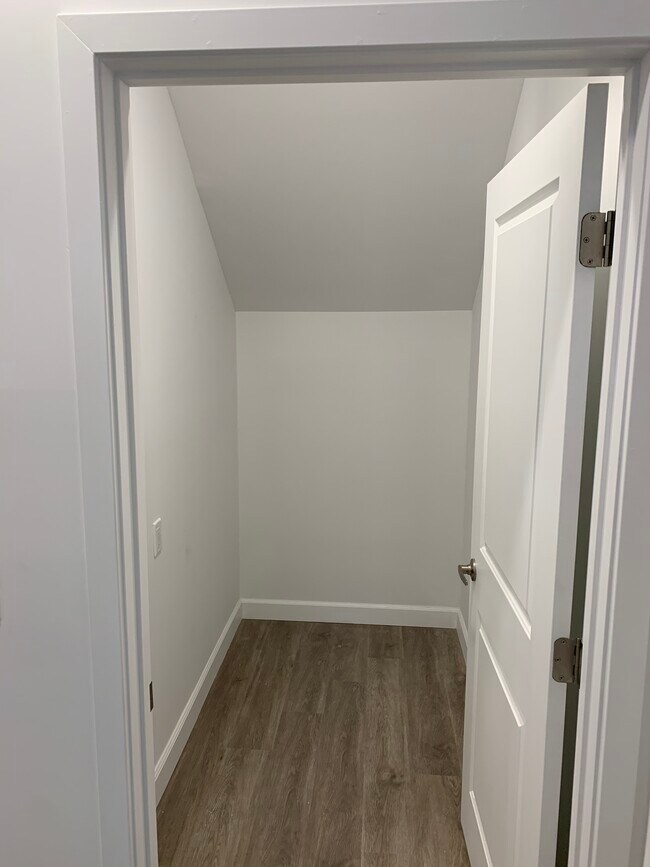 14727 Friar St unit 4, Van Nuys, CA 91411 - photo 7