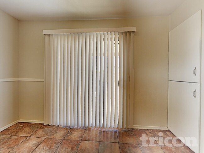 11519 W Windrose Ave, El Mirage, AZ 85335 - photo 4