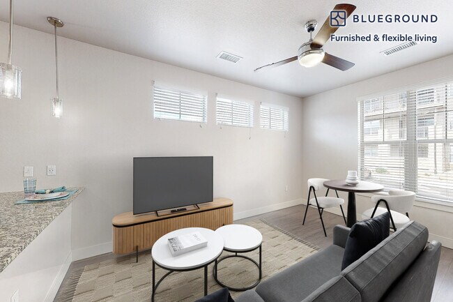 13195 W Progress Cir unit FL2-ID853A, Littleton, CO 80127 - photo 3