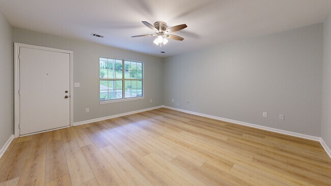 4368 Mitchell Hill Dr, Acworth, GA 30101 - photo 2