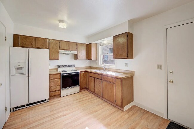 923 Hialeah St, Helena, MT 59601 - photo 6