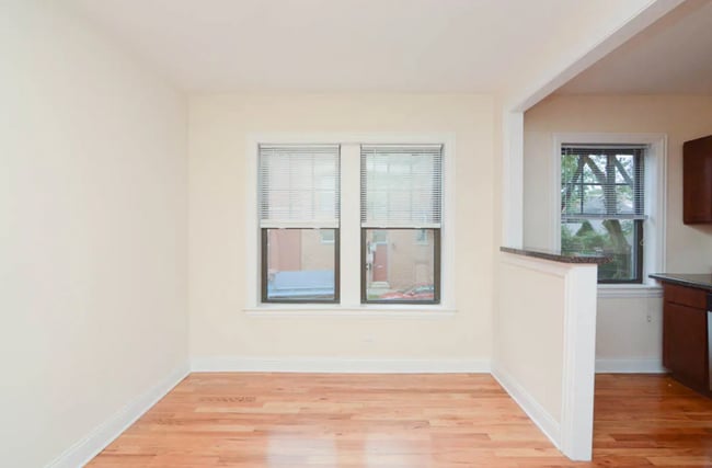 1102 W Wellington Ave unit 3, Chicago, IL 60657 - photo 4