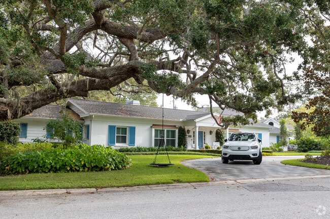 Southside homes often have large old growth live oak trees covered in spanish moss.