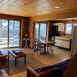 497 Atlantic Ave, Wells, ME 04090