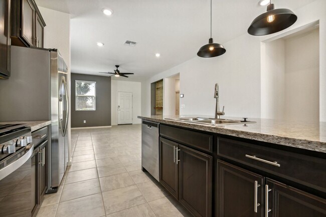 18666 W Puget Ave, Waddell, AZ 85355 - photo 6