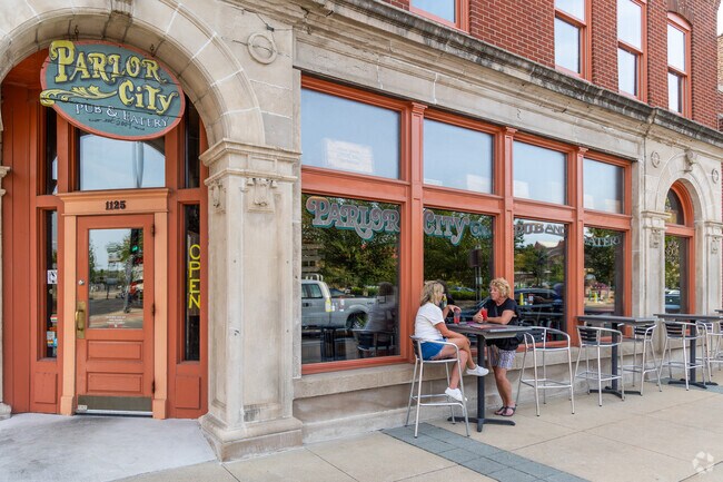 Lincolnway Village has a wealth of restaurant options just across the river.