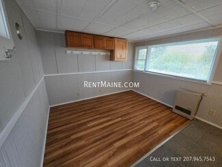 18 Main Rd Unit 9, Holden, ME 04429